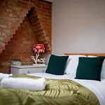 City View Apartment II - Salisbury